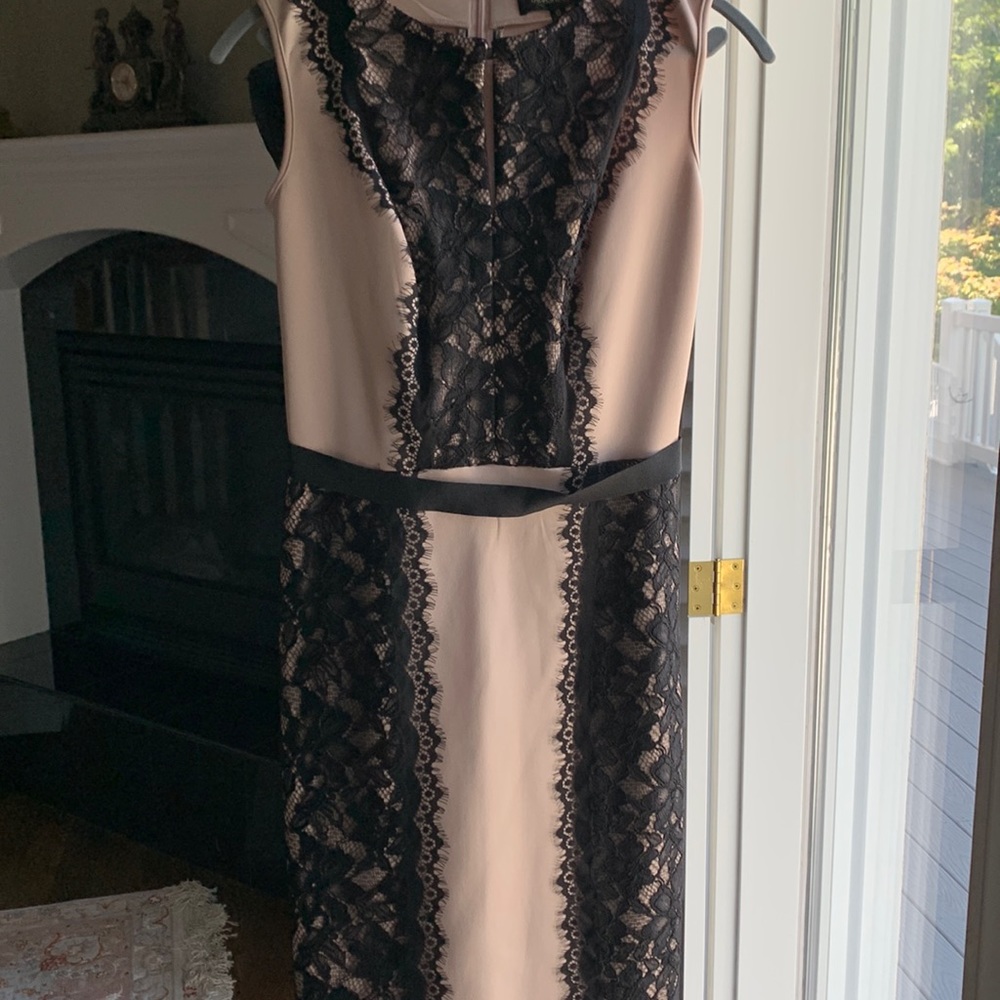Lace detailed midi dress